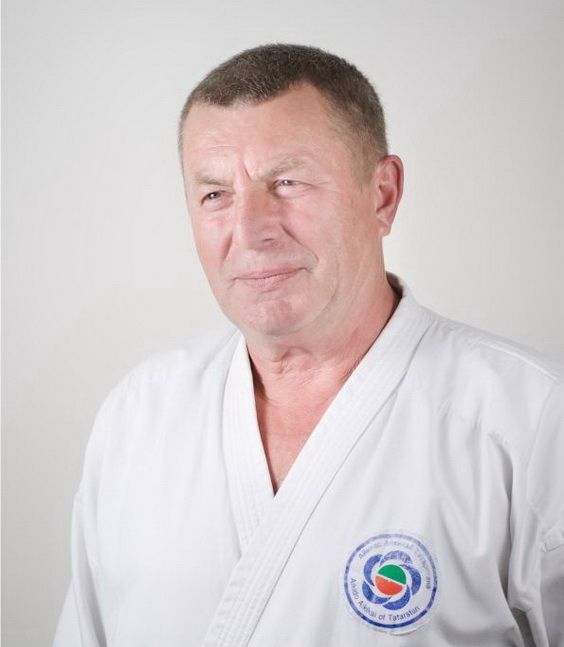 Ежегодная церемония Кагамибираки